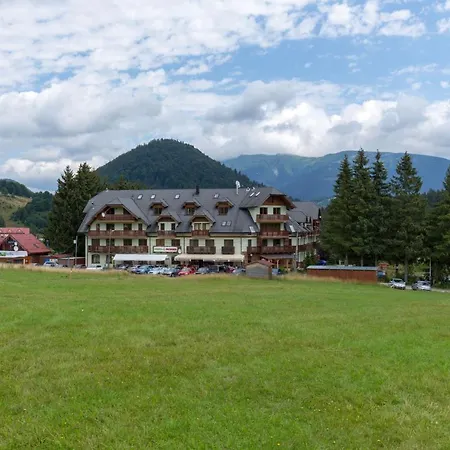 House Kamzik 9 Доновалы